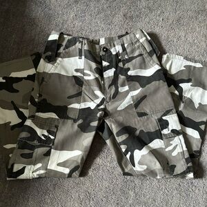Camouflage Cargo Women’s Pants